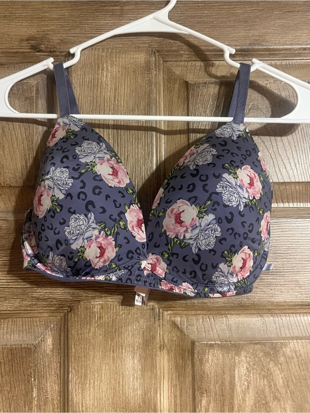Victoria's Secret Floral & Leopard Print T-Shirt Bra - Purple and Pink